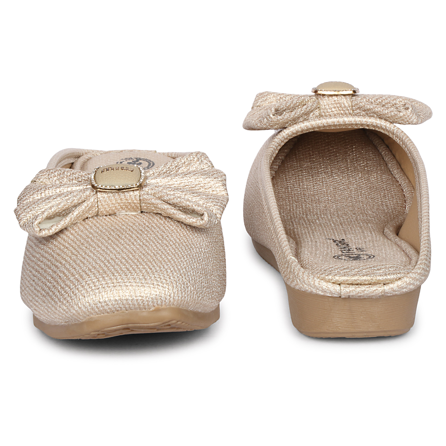Fangirl Bow-Detail Shimmer Wedge Mule - Image 4