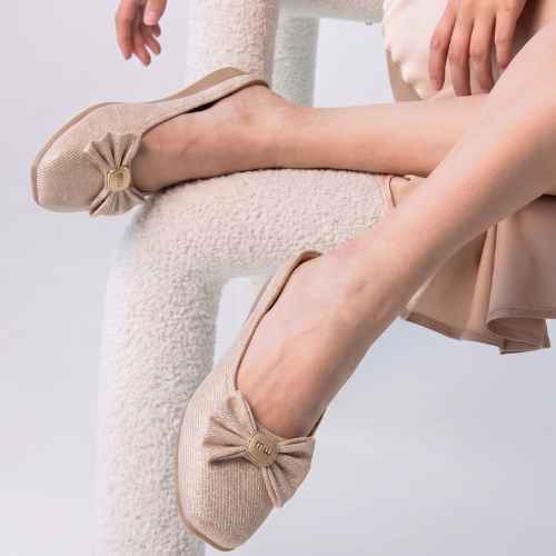The Craft Behind Hand-Embroidered Footwear: Tradition, Detail & Timeless Style